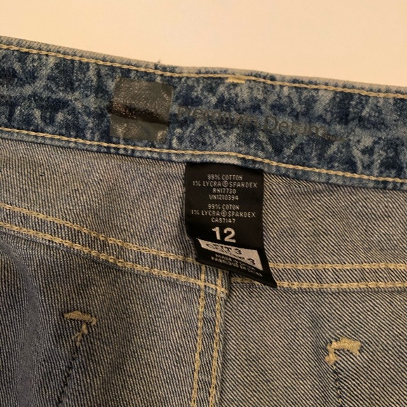 Mossimo Cropped Tie Dye Capri Jeans - 12 - Picture 4 of 4
